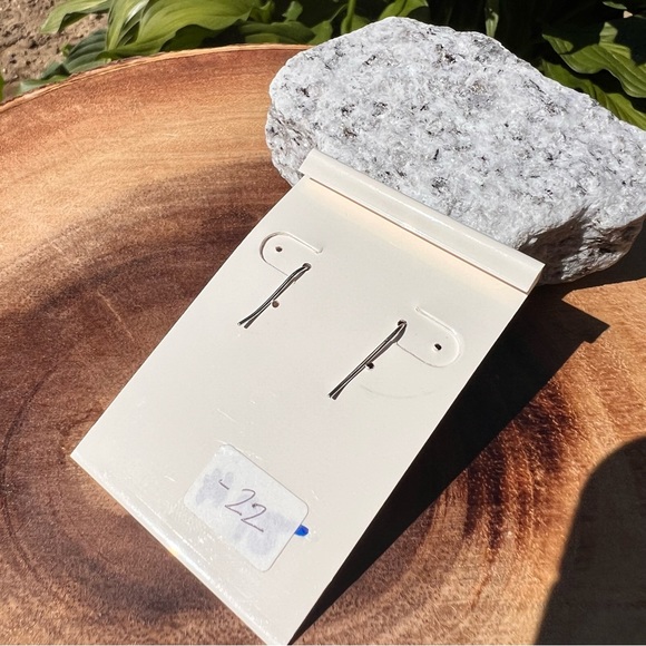 Vintage Green Enamel Teardrop Earrings by Marissa Giannini - Picture 3 of 4